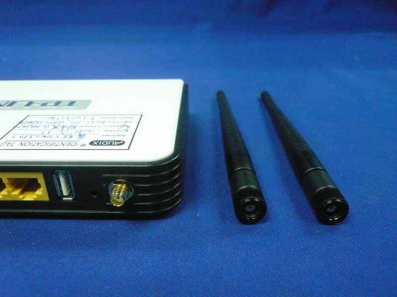 300Mbps Wireless 3G Router - FCC ID TE7MR3420 - TP-Link Technologies Co., Ltd. (2)