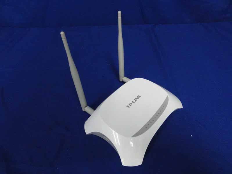 3G/4G Wireless N Router - FCC ID TE7MR3420V2 - TP-Link Technologies Co., Ltd. (2)