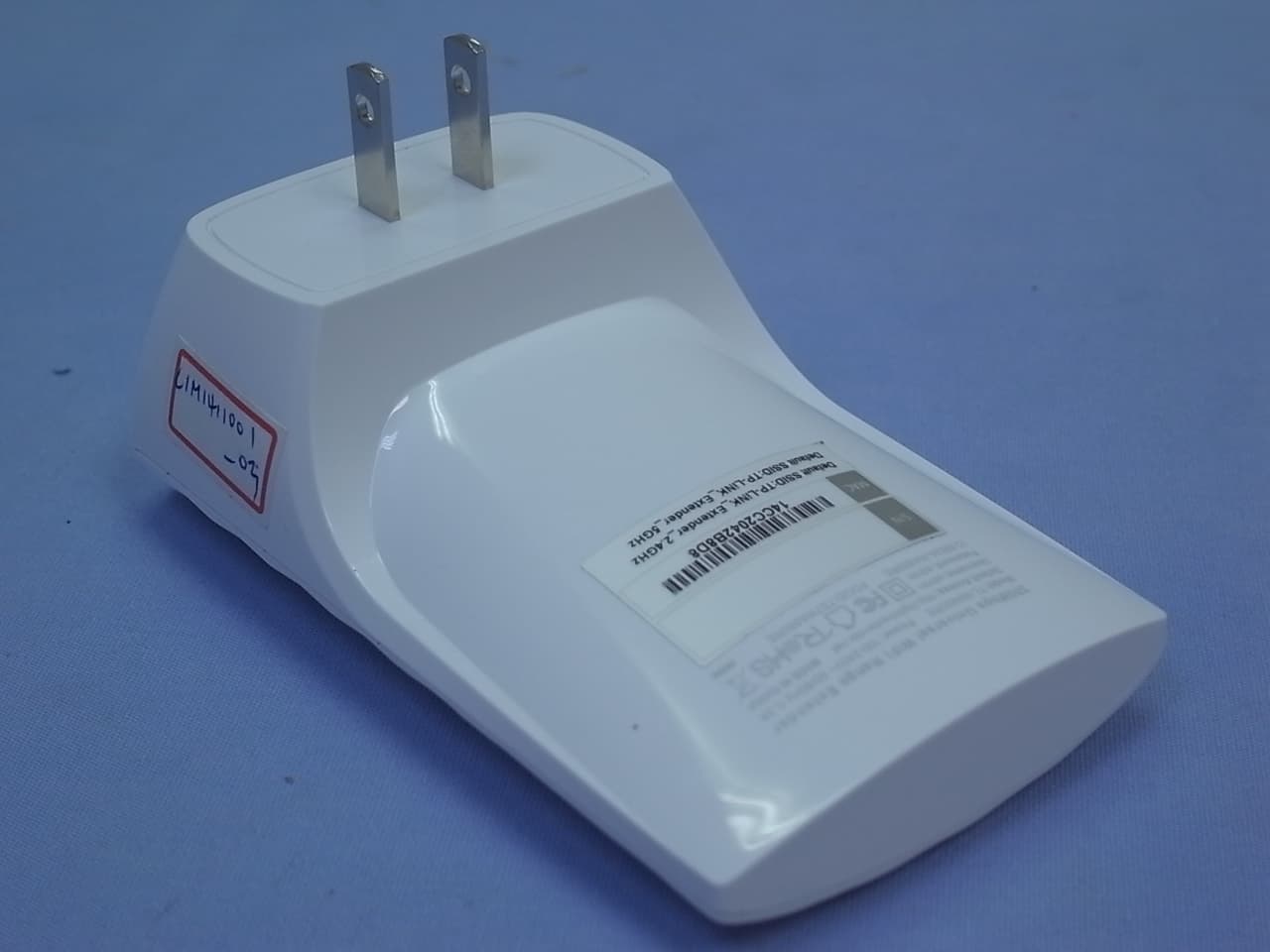 AC750 WiFi Range Extender - FCC ID TE7RE200 - TP-Link Technologies Co., Ltd. (2)