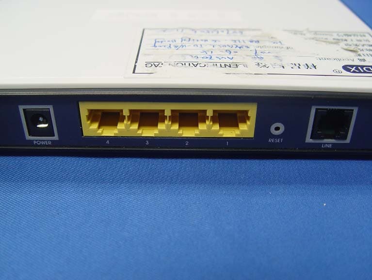108M Wireless ADSL2 + Router - FCC ID TE7TDW8920G - TP-Link Technologies Co., Ltd.