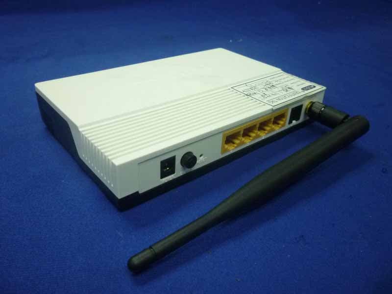 150Mbps Wireless N ADSL2+Modem Router - FCC ID TE7TDW8951NDV3 - TP-Link Technologies Co., Ltd. (3)