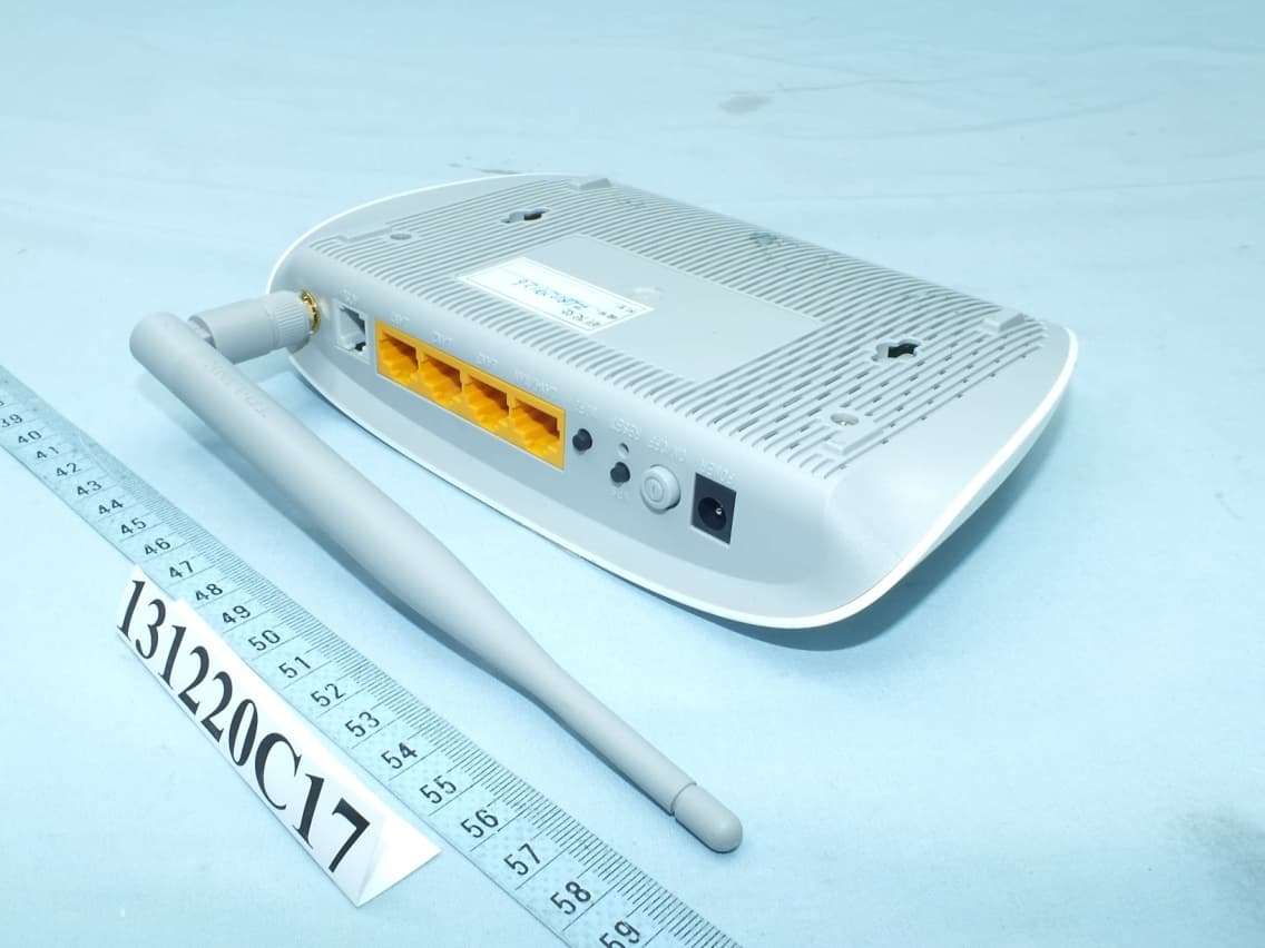 150Mbps Wireless N ADSL2+ Modem Router - FCC ID TE7TDW8951NDV6 - TP-Link Technologies Co., Ltd. (1)