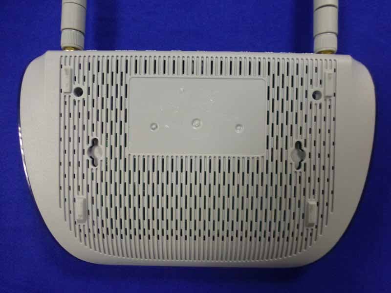 300Mbps Wireless N ADSL2+ Modem Router - FCC ID TE7TDW8960NV5 - TP-Link Technologies Co., Ltd. (4)