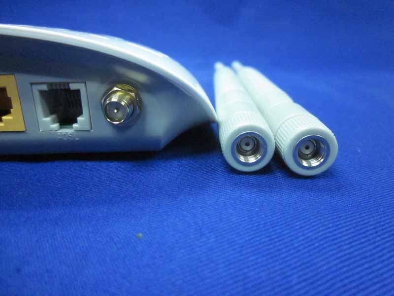 300Mbps Wireless N ADSL2+ Modem Router Model No. : TD-W8961ND - FCC ID TE7TDW8961NDV2 - TP-Link Technologies Co., Ltd. (1)