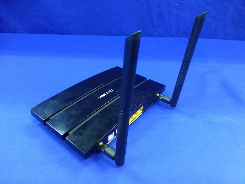 300Mbps Wireless N Gigabit ADSL2+ Modem Router - FCC ID TE7TDW8970V3 - TP-Link Technologies Co., Ltd. (3)