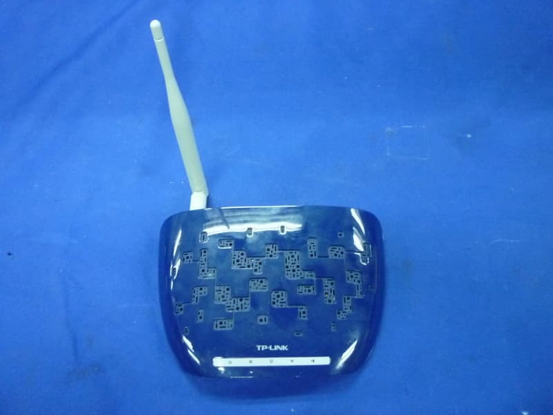 150Mbps Wireless N Range Extender - FCC ID TE7WA730REV2 - TP-Link Technologies Co., Ltd. (4)