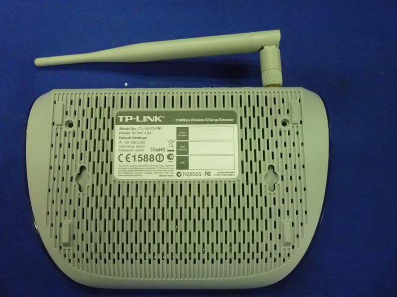 150Mbps Wireless N Range Extender - FCC ID TE7WA730REV2 - TP-Link Technologies Co., Ltd. (1)