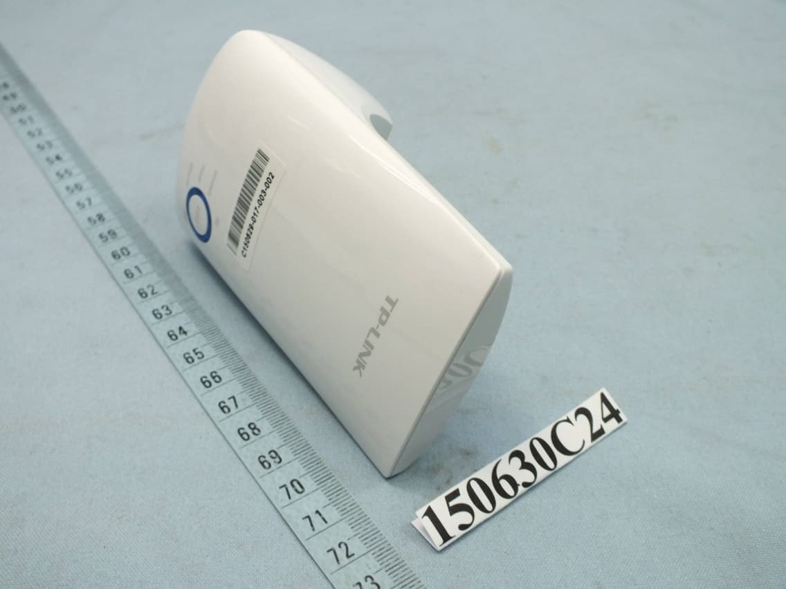 300Mbps Universal Wi-Fi Range Extender - FCC ID TE7WA850REV2 - TP-Link Technologies Co., Ltd. (1)