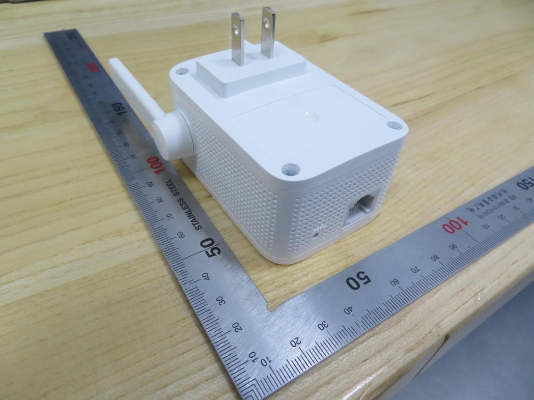 300Mbps Wi-Fi Range Extender - FCC ID TE7WA855REV5 - TP-Link Technologies Co., Ltd.