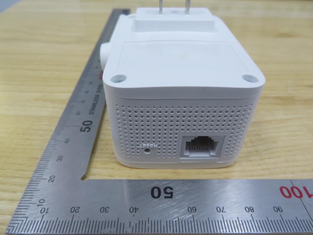 300Mbps Wi-Fi Range Extender - FCC ID TE7WA855REV5 - TP-Link Technologies Co., Ltd. (4)