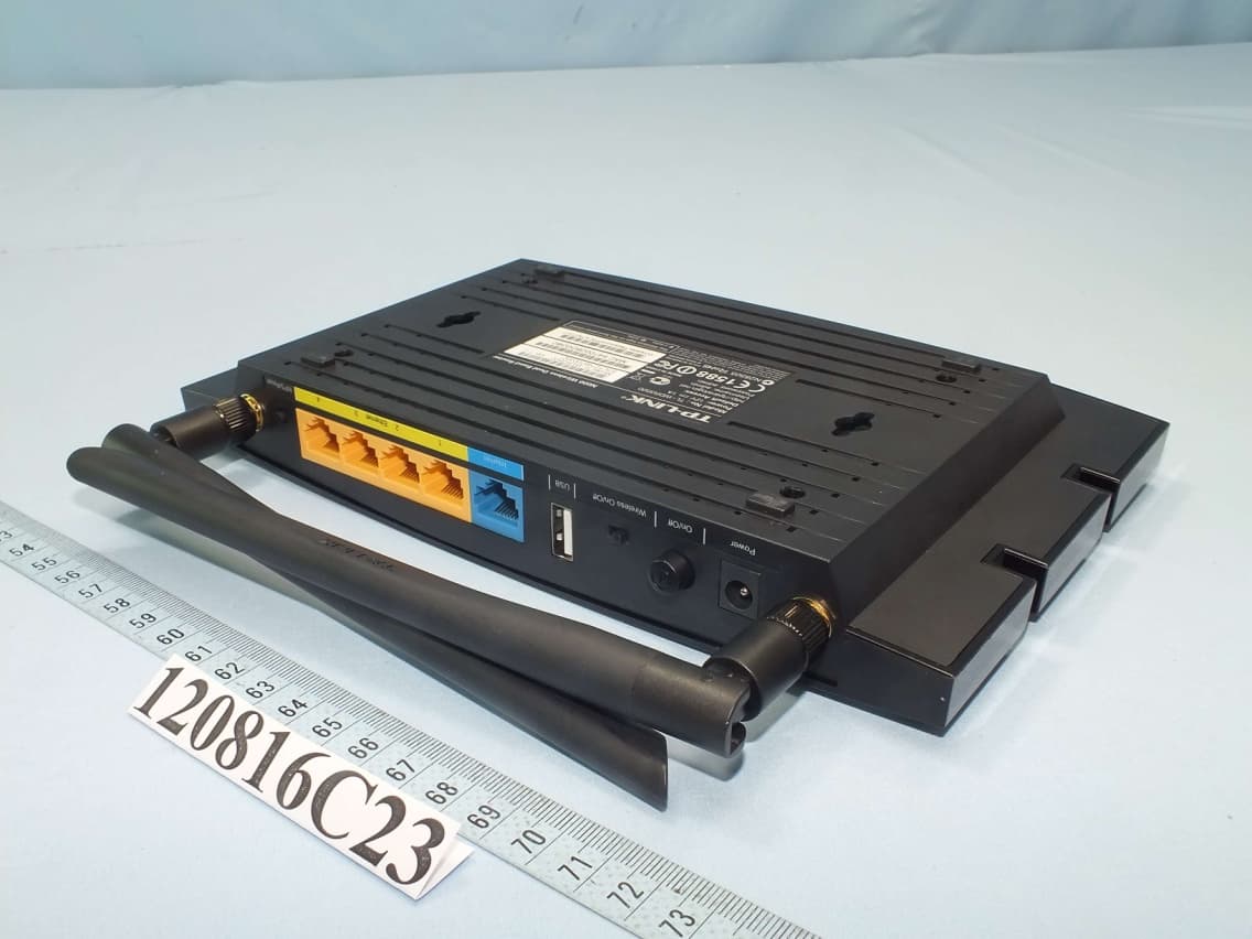 N600 Wireless Dual Band Gigabit Router - FCC ID TE7WDR3500 - TP-Link Technologies Co., Ltd. (3)