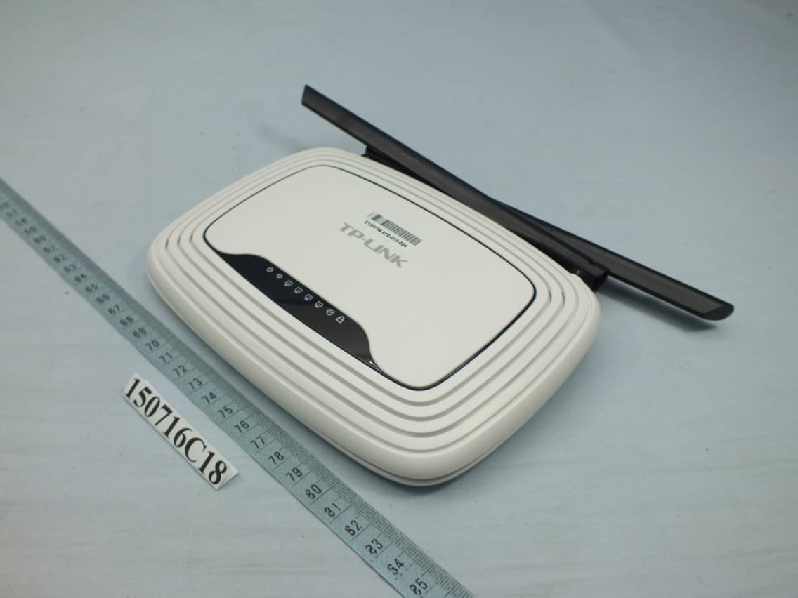300Mbps Wireless N Router - FCC ID TE7WR841NXV11 - TP-Link Technologies Co., Ltd. (3)