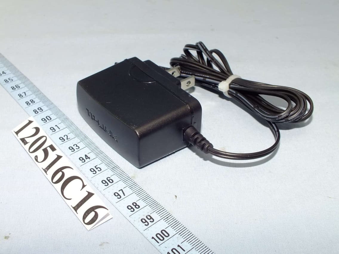 300Mbps Wireless N Router - FCC ID TE7WR841NXV8 - TP-Link Technologies Co., Ltd. (2)