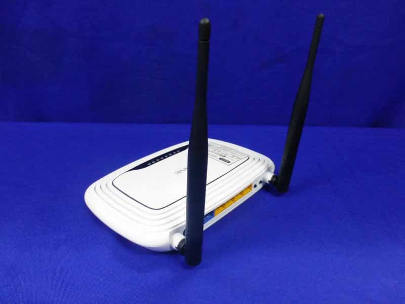 300Mbps Wireless N Router - FCC ID TE7WR841NXV9 - TP-Link Technologies Co., Ltd. (4)