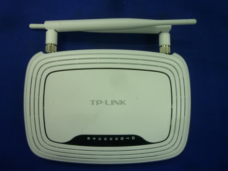 300Mbps Multi-Function Wireless N Router - FCC ID TE7WR842ND - TP-Link Technologies Co., Ltd. (4)