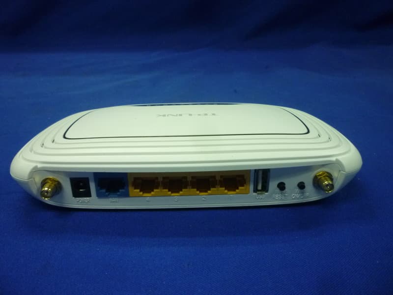 300Mbps Multi-Function Wireless N Router - FCC ID TE7WR842ND - TP-Link Technologies Co., Ltd. (3)
