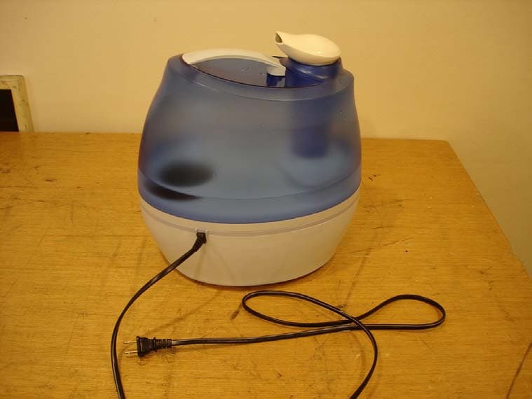 Humidifier - FCC ID TFLVS100 - Novita Co.,Ltd. (1)
