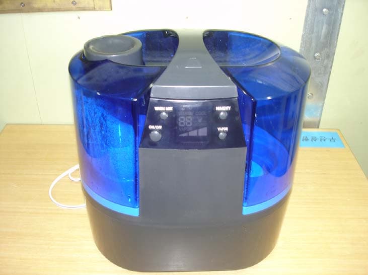 Humidifier - FCC ID TFLVS207 - Novita Co.,Ltd. (2)