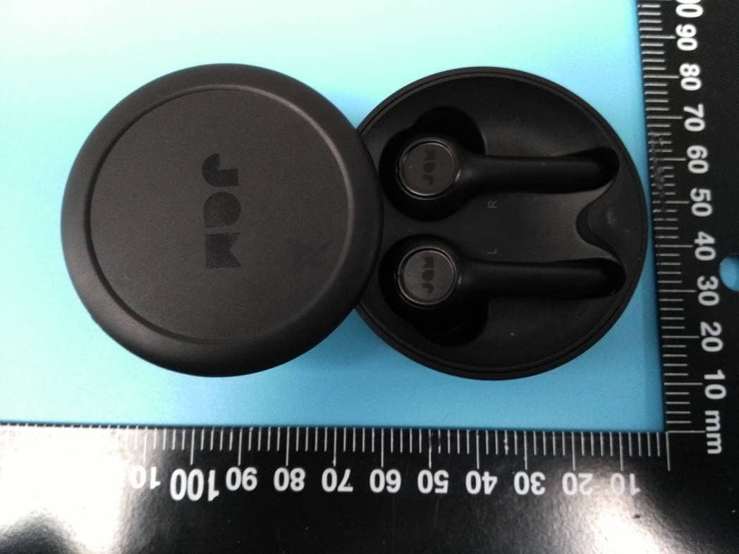 Truly Wireless Earphone - FCC ID TG3-HXEP625 - FKA Distributing Co., LLC (5)