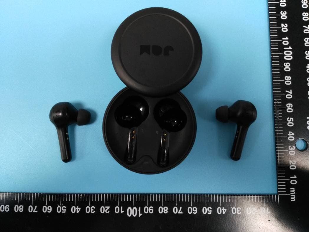 Truly Wireless Earphone - FCC ID TG3-HXEP625 - FKA Distributing Co., LLC (2)