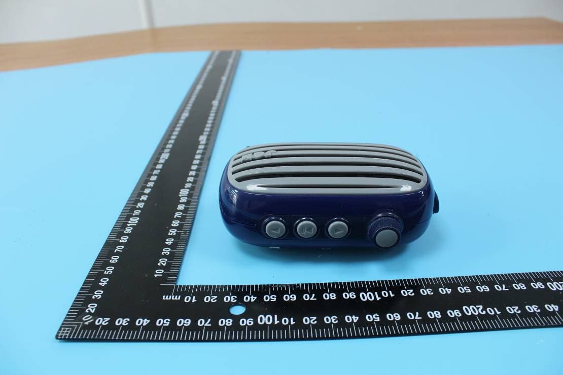 Retro Wireless Speaker - FCC ID TG3-HXP325 - FKA Distributing Co., LLC (2)