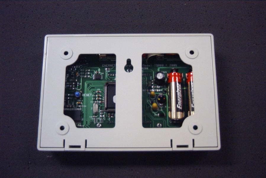 WIRELESS THERMOSTAT - FCC ID TGD10200 - ENERNET Corporation (1)