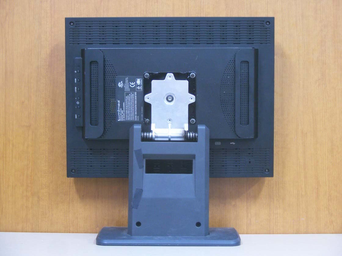 LCD Monitor - FCC ID TJLMM30 - HEEYOUNG Co., Ltd.