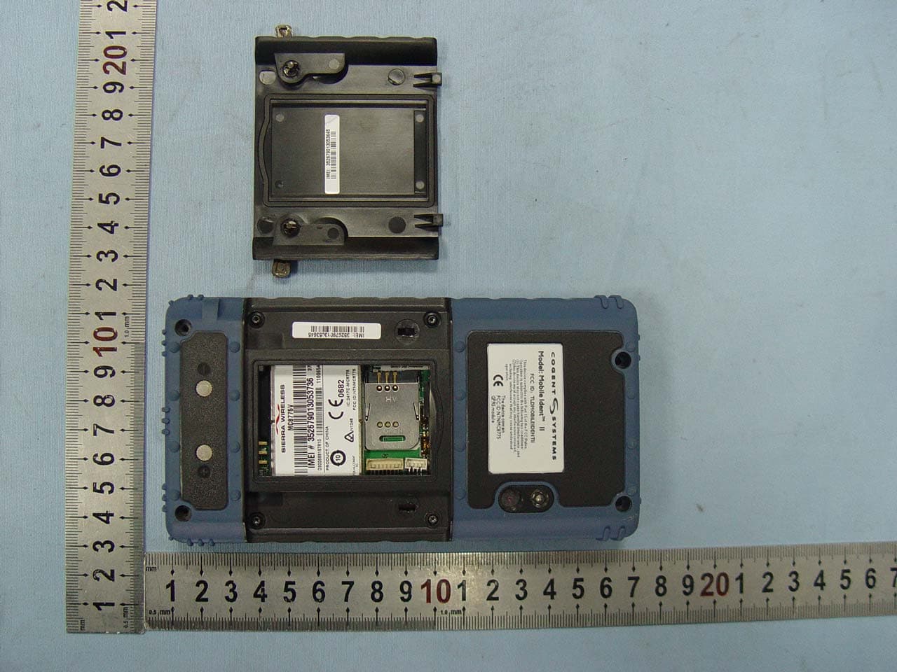 Cogent Multifunction Fingerprint Scanner - FCC ID TLDMOBILEIDENTII - Cogent Systems Inc (3)