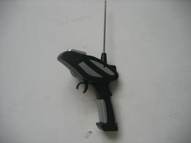 27MHz Radio Transmitter - FCC ID TLRRC24-ASST-27 - Guangdong Shantou City Chenghai District Jinwei Co., Ltd (2)