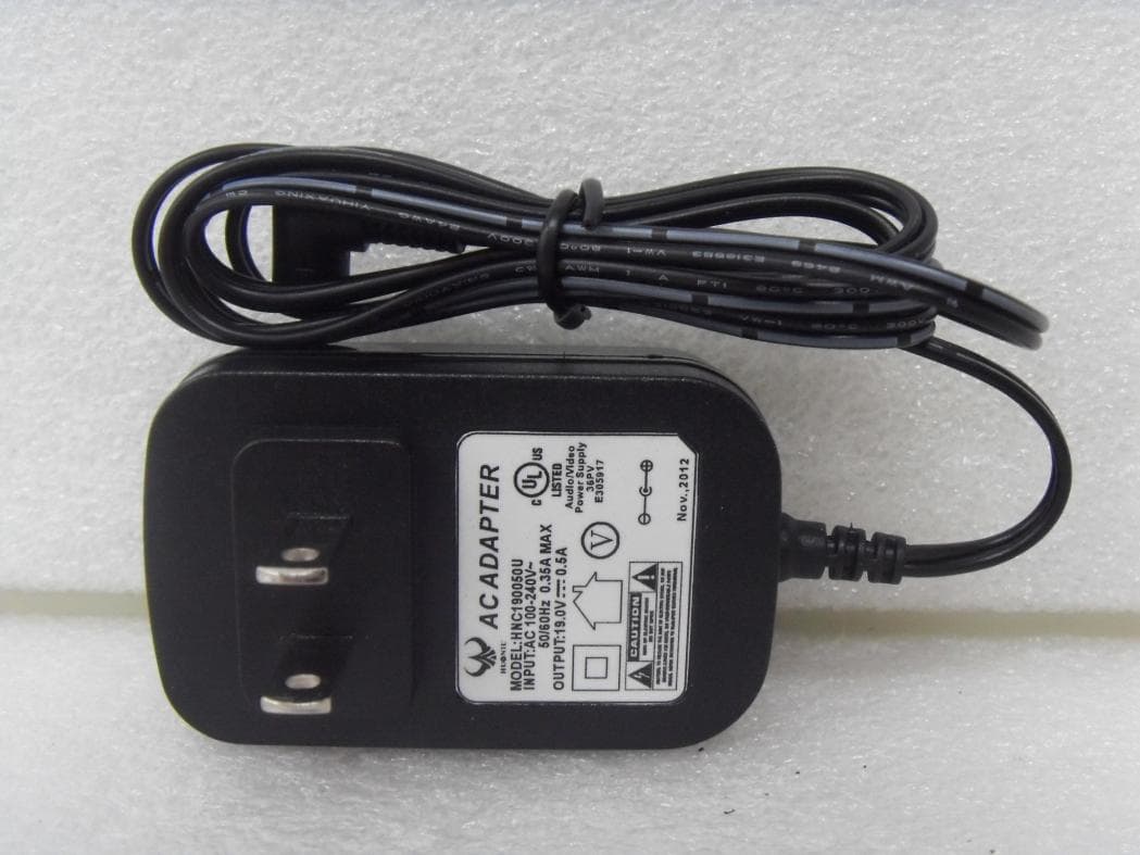 Wireless Charging Pad - FCC ID TN8-OWC-300T - OPENTECH Inc. (2)