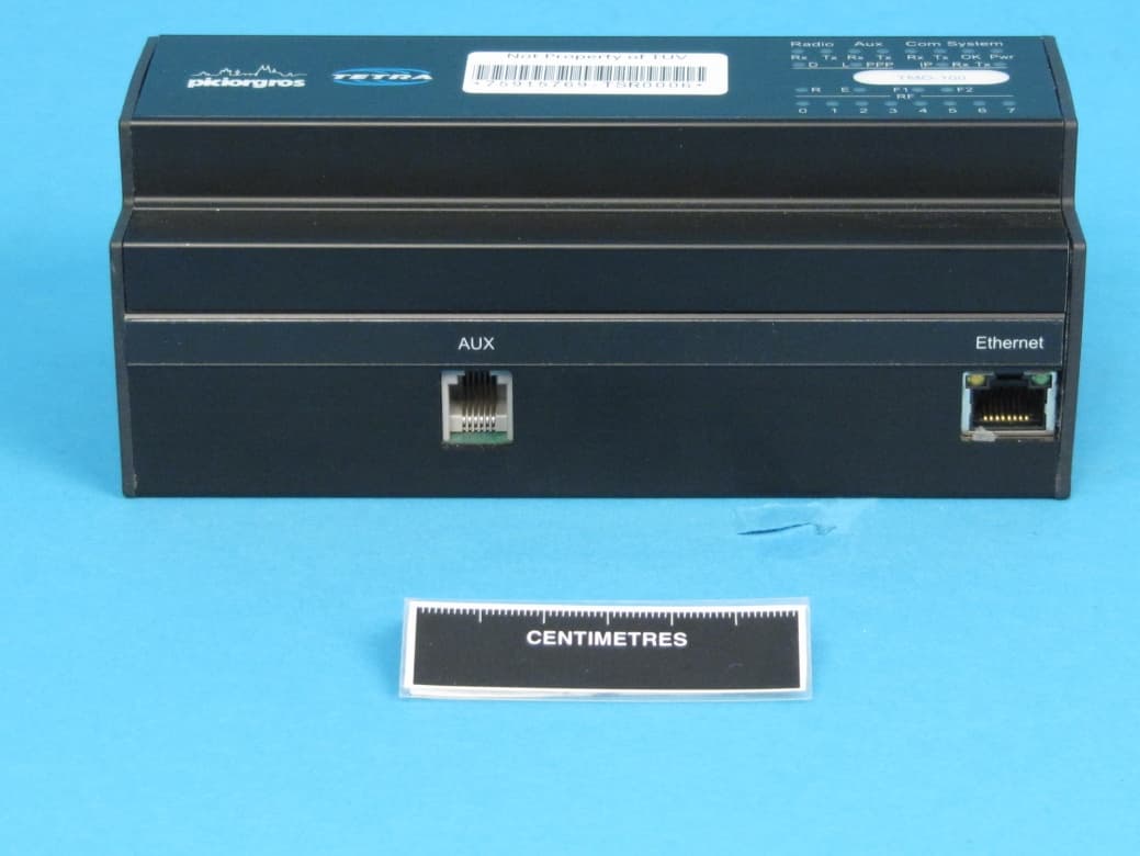 TMO-100 SCADA and Telemetry Modem for TETRA Infrastructures - FCC ID TO9TMO100 - Funk-Electronic Piciorgros GmbH (4)