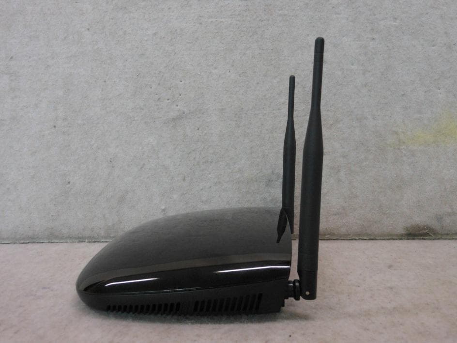 GE-PON ONT, 802.11 b/g/n Wireless Router - FCC ID TOUONU-1-3-105-D - CommScope, Inc. of North Carolina (3)