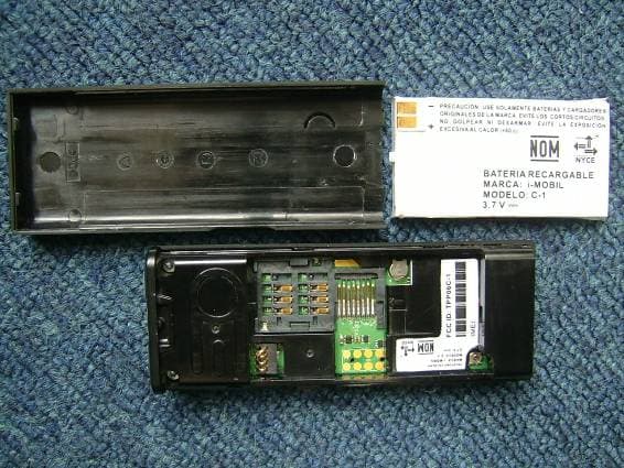 Tri-band GSM900/1800/1900 mobile phone - FCC ID TPP06C-1 - i-MOBIL S.A. DE C.V. (2)