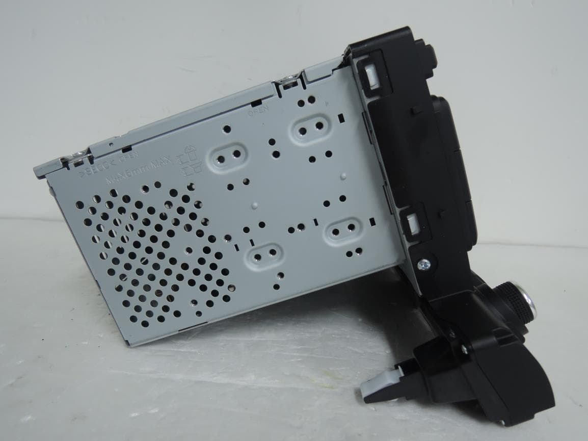 DIGITAL CAR AUDIO SYSTEM - FCC ID TQ8-AM210F2GN - HYUNDAI MOBIS CO., LTD. (2)