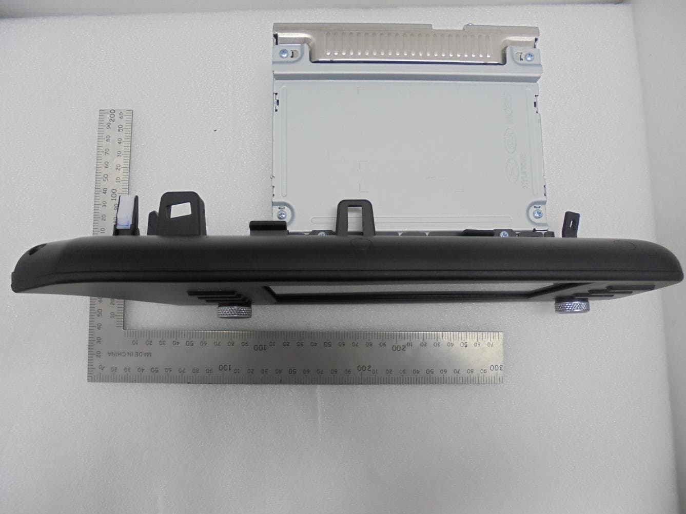 Car Audio System - FCC ID TQ8-DA3300AAN - HYUNDAI MOBIS CO., LTD. (2)