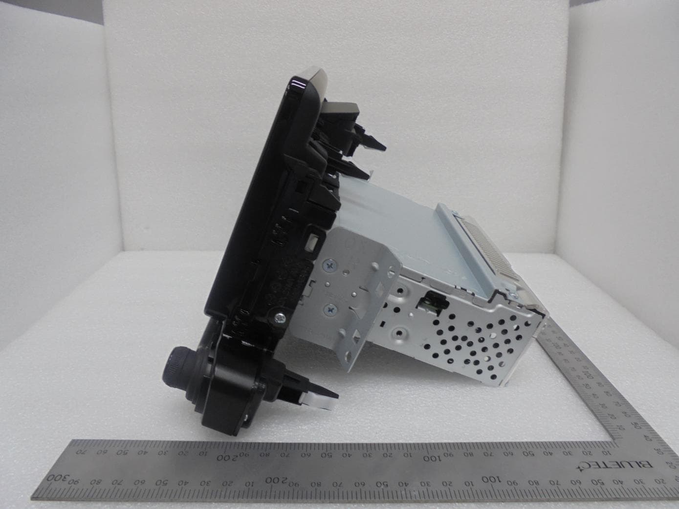 Car Audio System - FCC ID TQ8-VT230SNAN - HYUNDAI MOBIS CO., LTD. (3)
