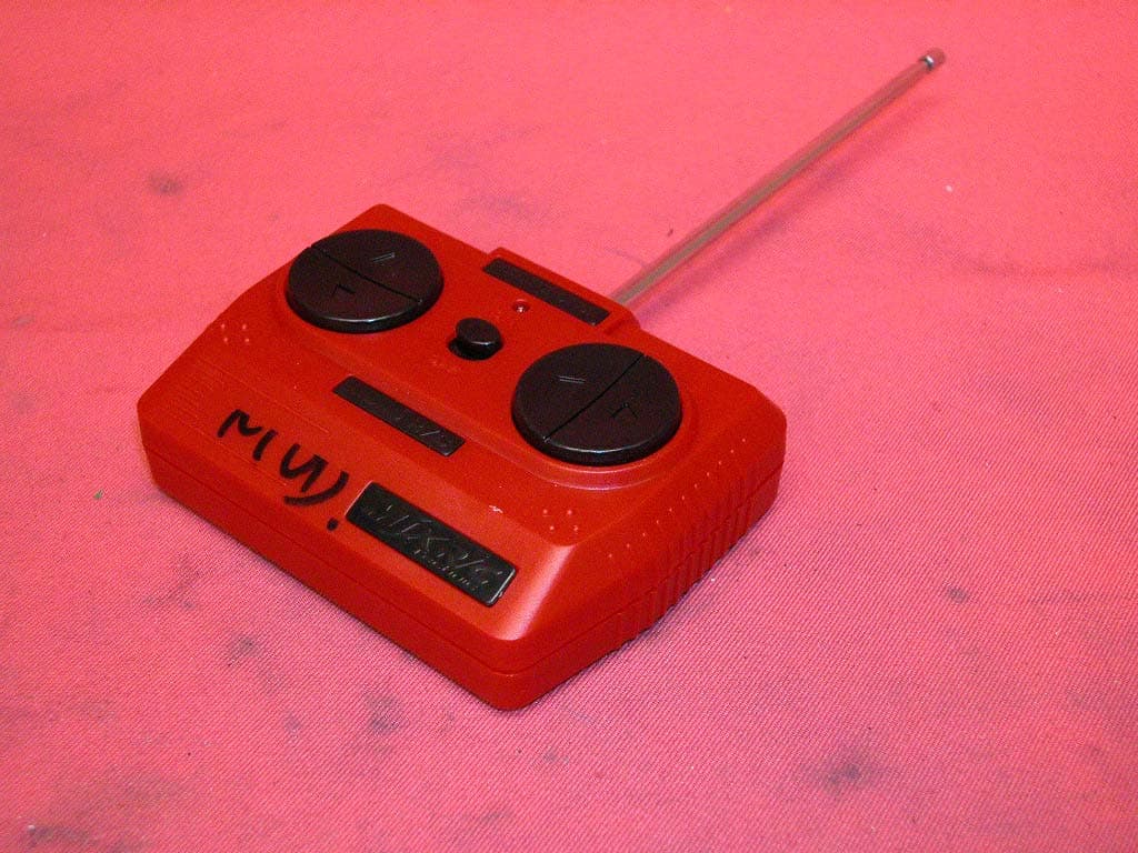 RC Car - FCC ID TRI8102B - Meijiaxin Toys Co., Ltd. (3)