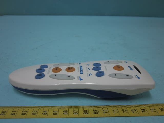 Remote control - FCC ID TRUN6-FM - Ruoey Lung Enterprise Corp. (2)