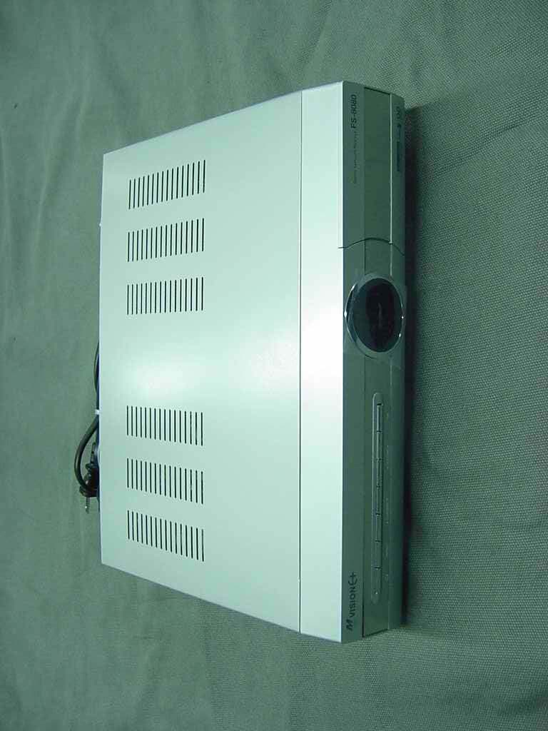 Digital Satellite Receiver - FCC ID TRYFS8080U - Irumtek Co., Ltd.
