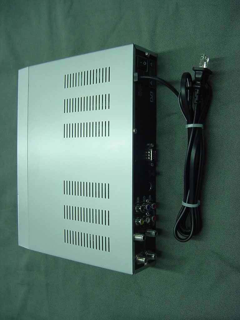 Digital Satellite Receiver - FCC ID TRYFS8080U - Irumtek Co., Ltd. (2)