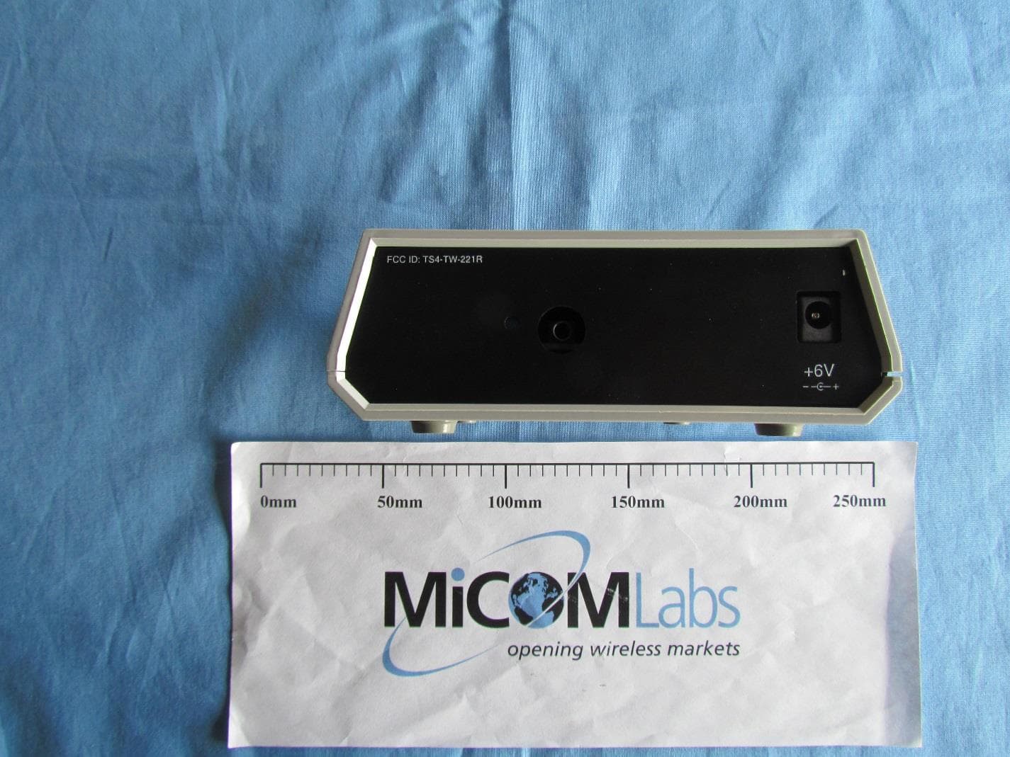 Diversity Repeater - FCC ID TS4-TW-221R - Tehama Wireless Design Group Inc. (4)