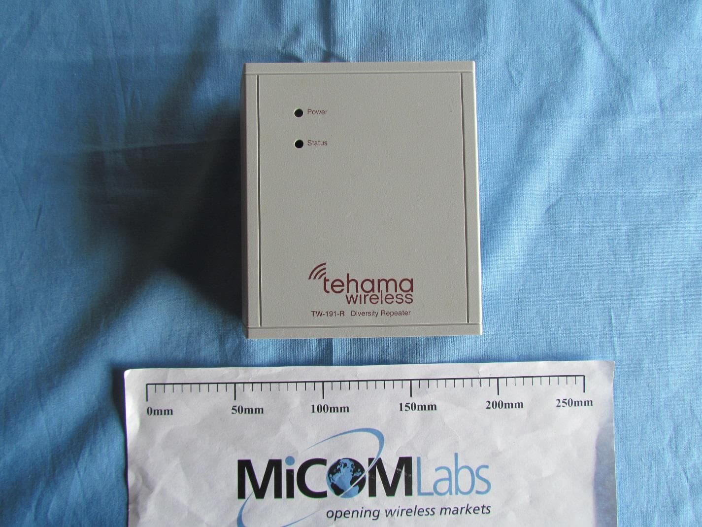 Diversity Repeater - FCC ID TS4-TW-221R - Tehama Wireless Design Group Inc. (3)