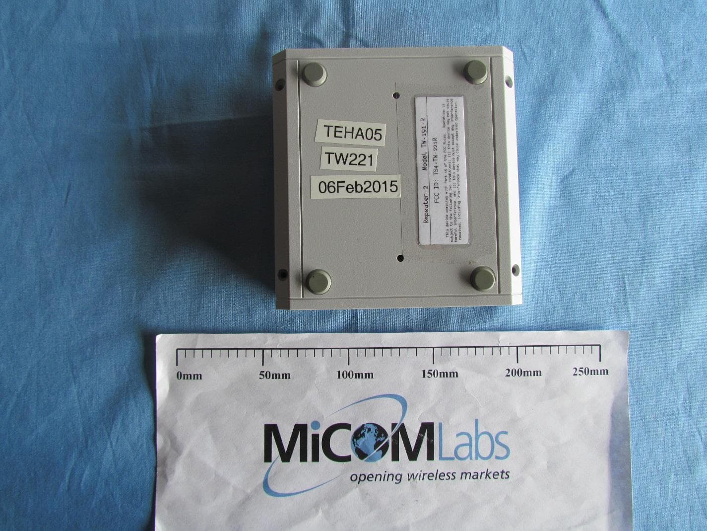 Diversity Repeater - FCC ID TS4-TW-221R - Tehama Wireless Design Group Inc. (2)