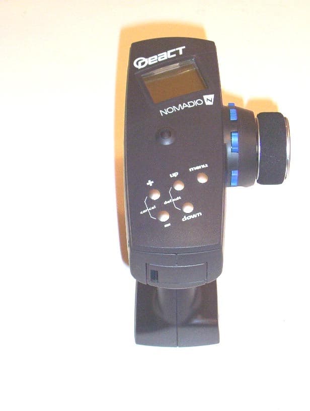 Hand Held Remote - FCC ID TSDNMD-AM07 - Nomadio, Inc. (2)