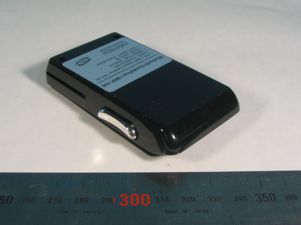 BLUETOOTH HANDSFREE CAR KIT - FCC ID TT2EBHF100N0005 - ENUSTECH (4)