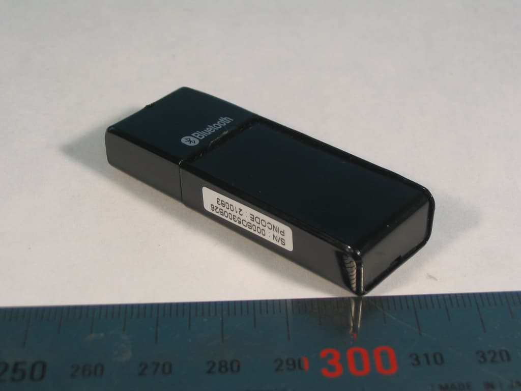 BLUETOOTH DONGLE - FCC ID TT2EUSBDHSN0005 - ENUSTECH (4)