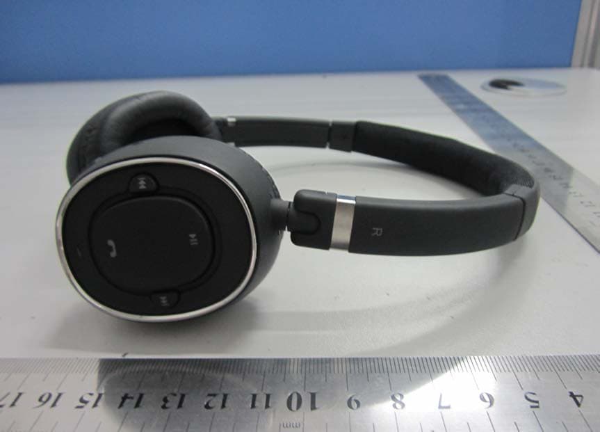 Bluetooth Headphones - FCC ID TTC-BT-0301 - Fujikon Industrial  Co., Ltd. (5)
