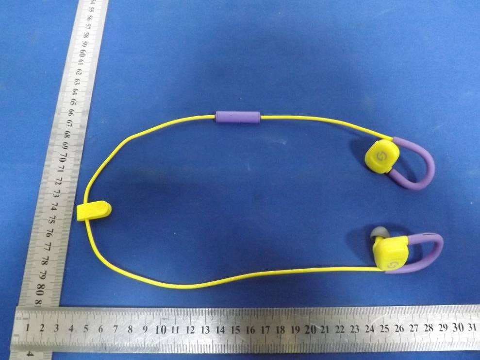 Bluetooth EarPhone - FCC ID TTC-BT-100 - Fujikon Industrial  Co., Ltd. (2)