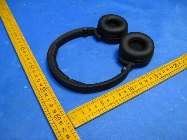 Bluetooth Headset - FCC ID TTC-BT-K830 - Fujikon Industrial  Co., Ltd. (2)