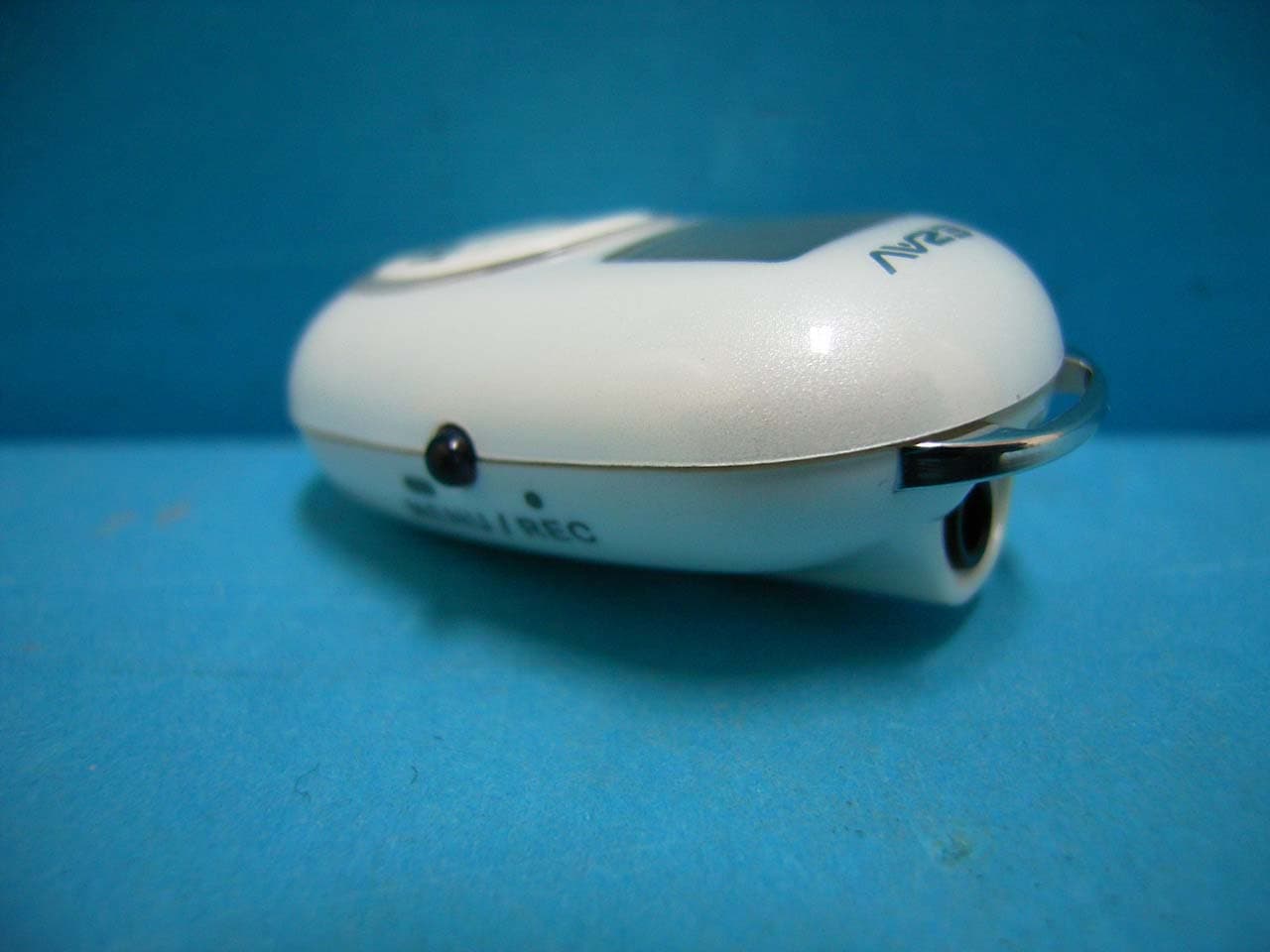 Digital Audio Player - FCC ID TTQEZAV-PEBBLE - EZAV Co., Ltd (4)